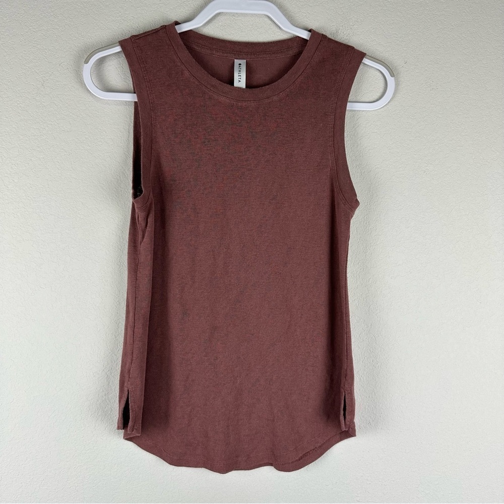 Athleta Dark Pink Breezy Athletic Athleisure Tank Top Size XS Petite